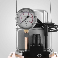 BOMBA HIDRÁULICA ELÉCTRICA 10000 PSI MARCA  VEVOR MODELO  ZCB-65C