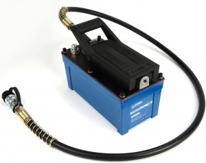 BOMBA HIDRÁULICA NEUMÁTICA DE PEDAL 10,000 PSI TEMCO